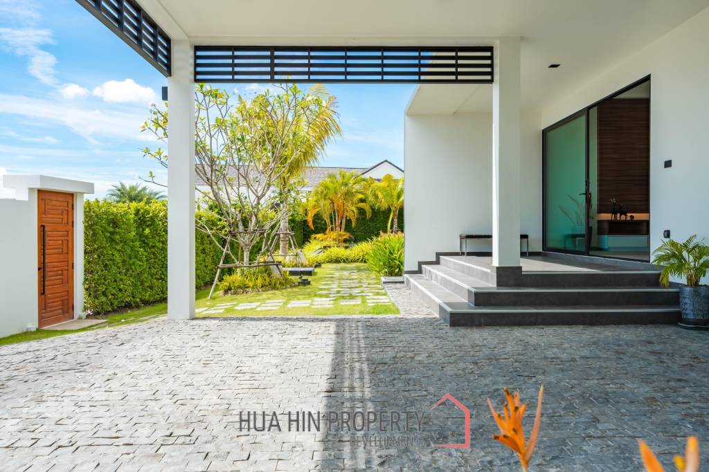 3 Bed 3 Bath 265.72 SQ.M  Sivana Hills Hua Hin