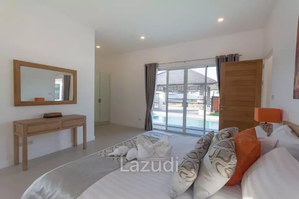 3 Beds 3 Baths 290.30 SQ.M. Hua Hin Grand Hills 2