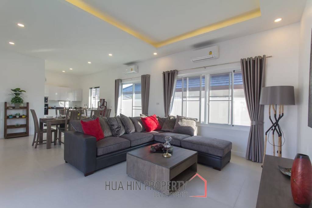 3 Beds 3 Baths 290.30 SQ.M. Hua Hin Grand Hills 2