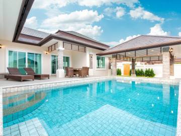 3 Bed 2 Bath 222.10 SQ.M. Hua Hin Grand Hills 2