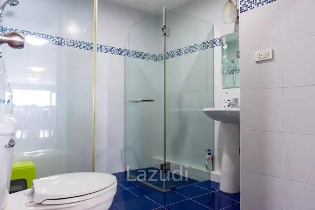 CHUKAMOL CONDO : Nice 2 Bed Seaview Condo