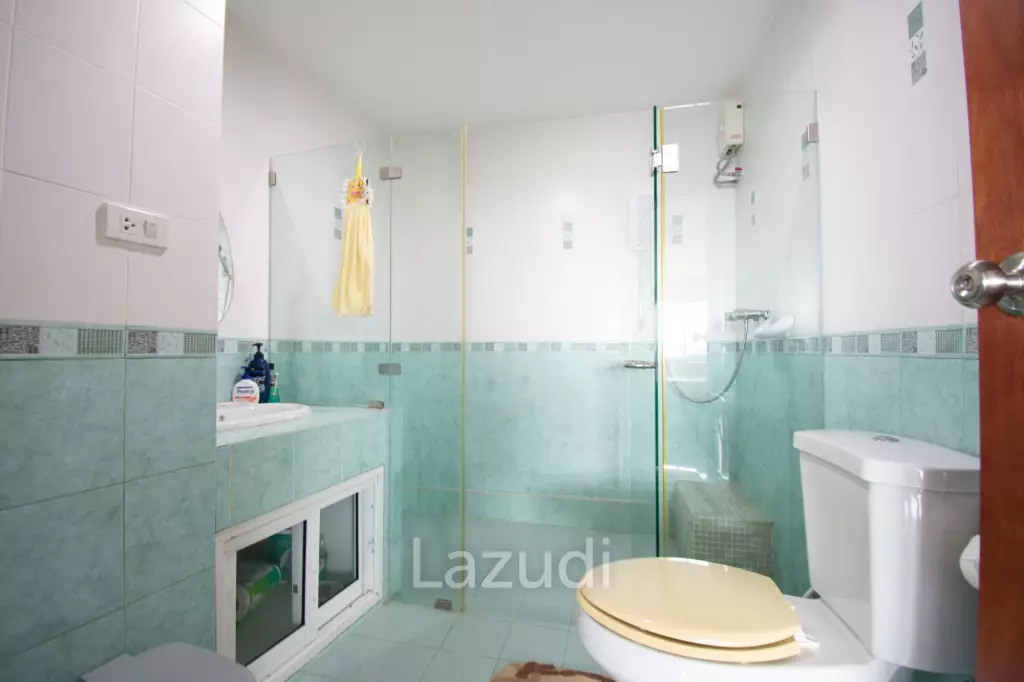 CHUKAMOL CONDO : Nice 2 Bed Seaview Condo