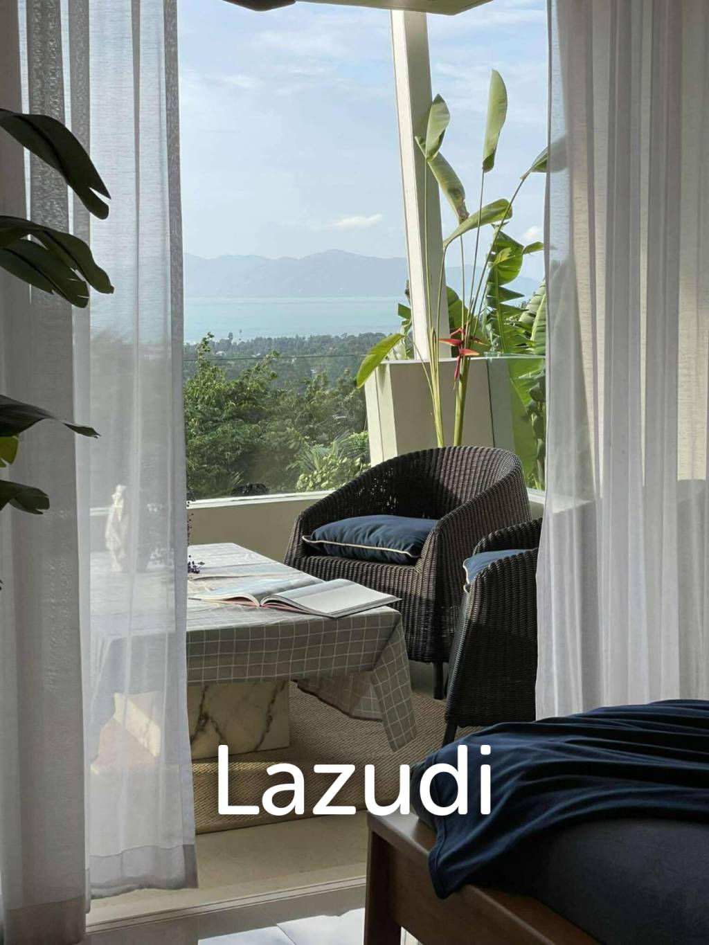 2-Bed Sea View Apartment in Mae Nam