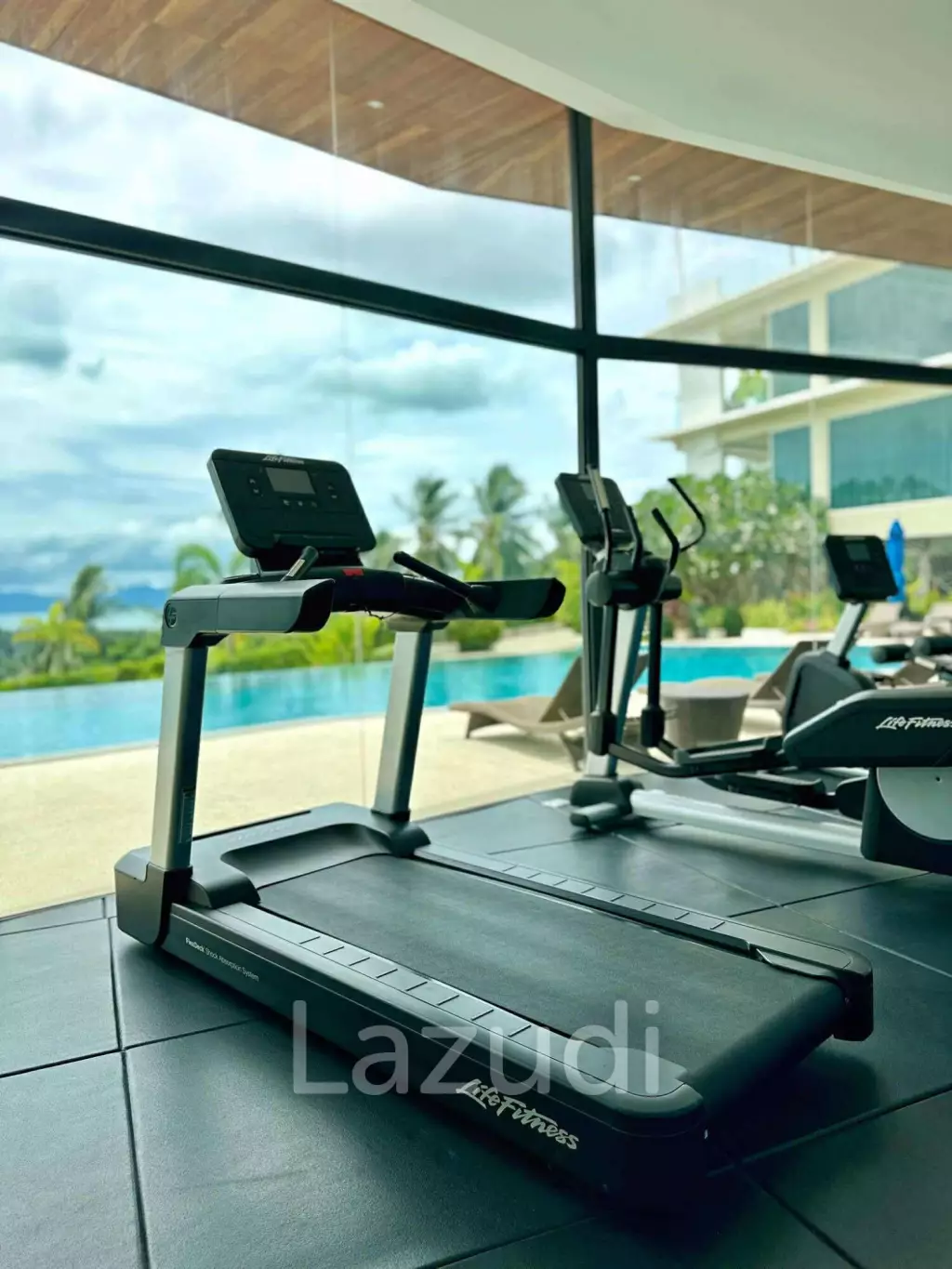 2-Bed Sea View Apartment in Mae Nam