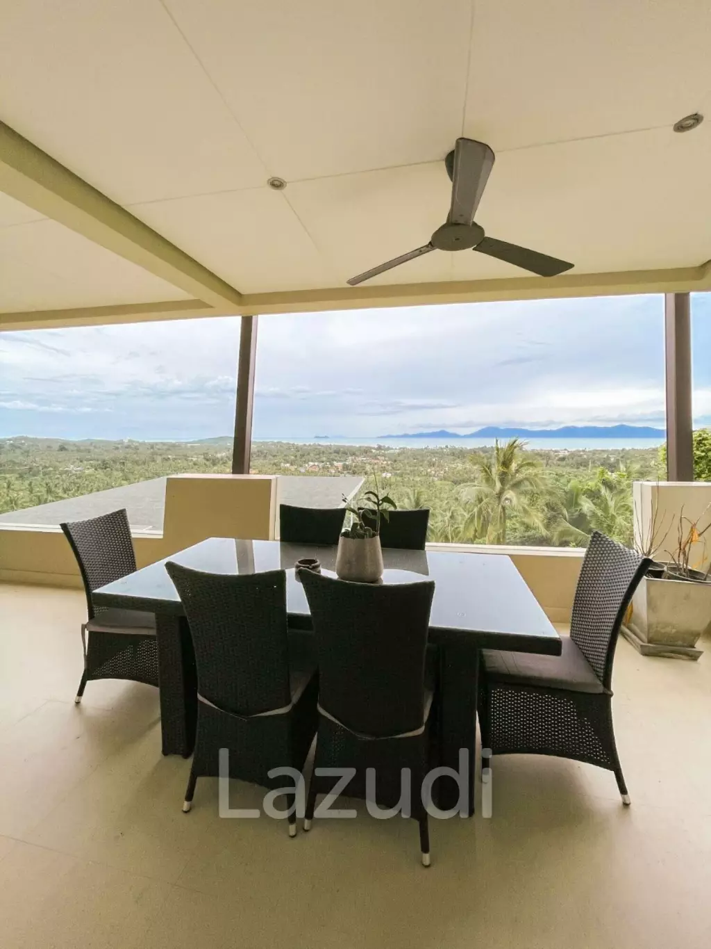 2-Bed Sea View Apartment in Mae Nam