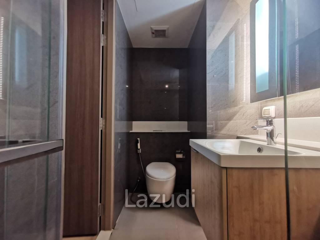 2 Bed 2 Bath 51.10 SQ.M Urbitia Thonglor