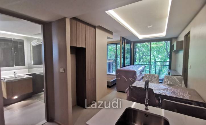2 Bed 2 Bath 51.10 SQ.M Urbitia Thonglor