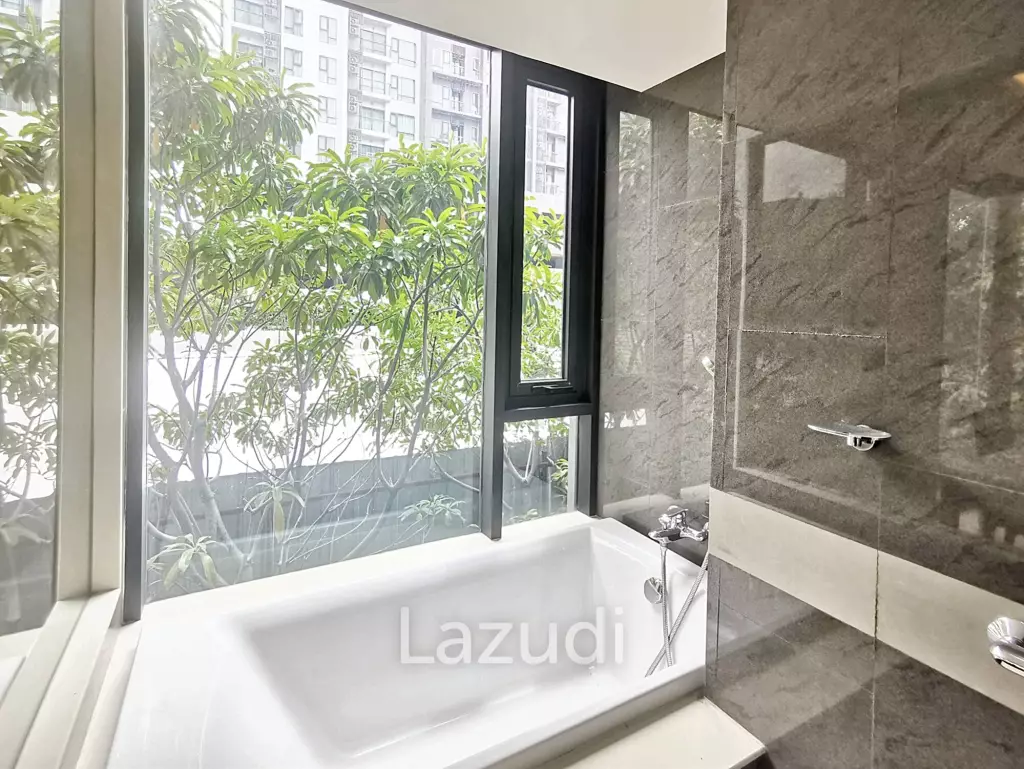 2 Bed 2 Bath 57.59 SQ.M Urbitia Thonglor