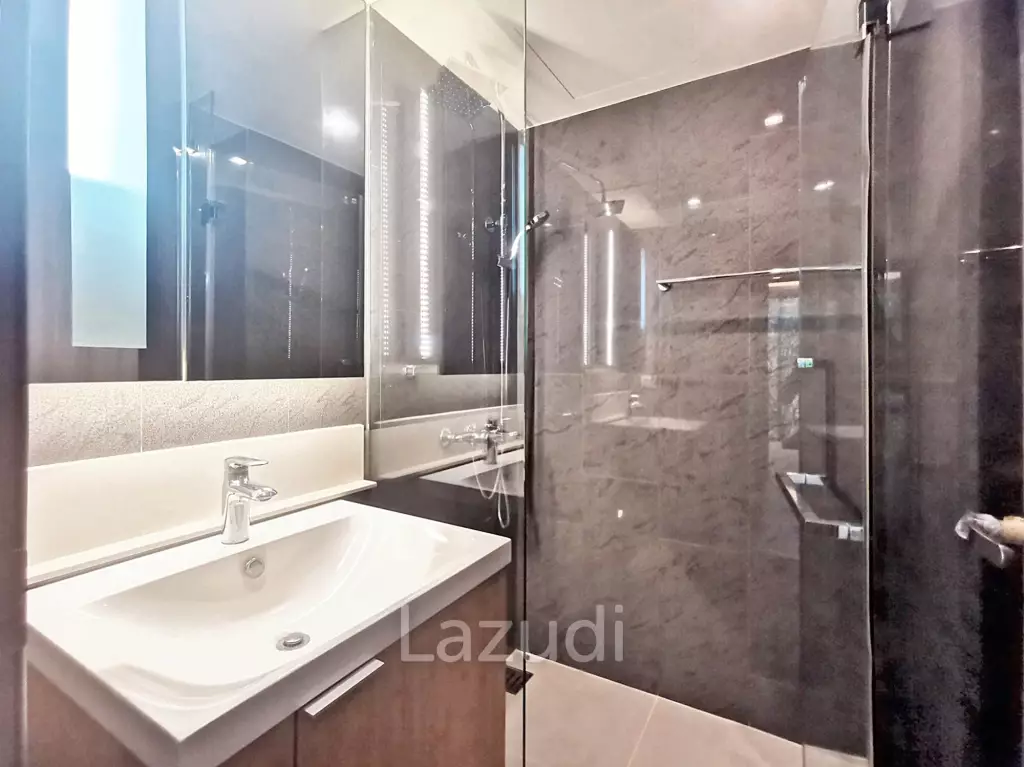 2 Bed 2 Bath 57.59 SQ.M Urbitia Thonglor
