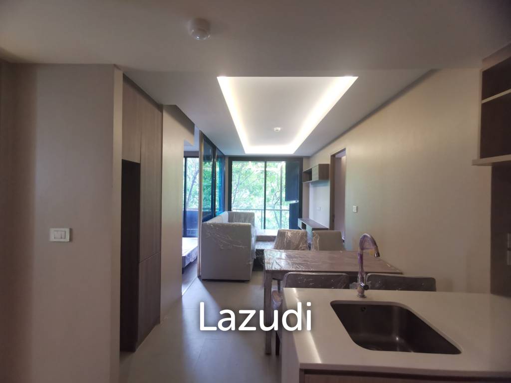 2 Bed 2 Bath 51 SQ.M Urbitia Thonglor