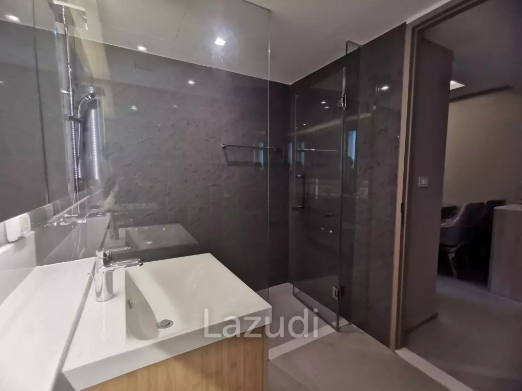 2 Bed 2 Bath 51 SQ.M Urbitia Thonglor