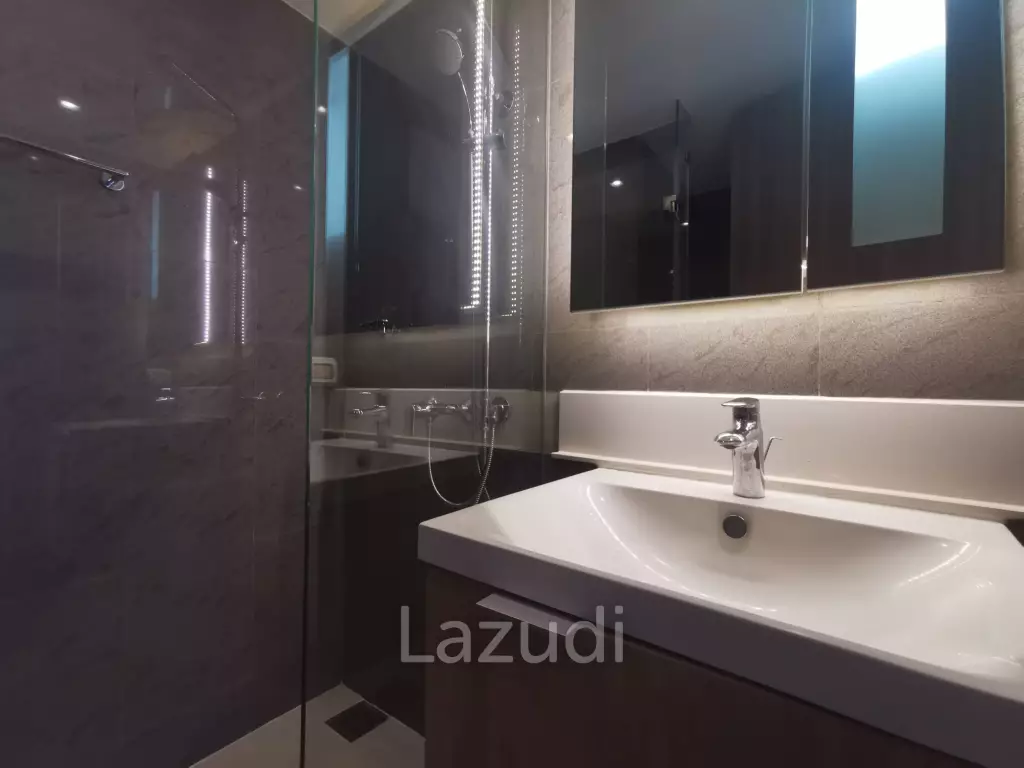 2 Bed 2 Bath 57.59 SQ.M Urbitia Thonglor