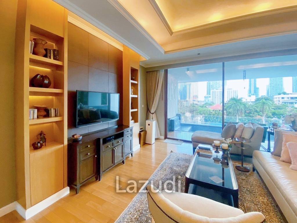 3 Bed 4 Bath 237 SQ.M.The Marvel Residence Thonglor 5