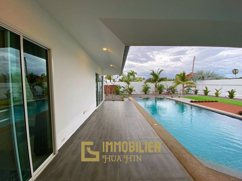 Mountain View 3 Bed 4 Bath Pool Villa For Sale in Paknampran