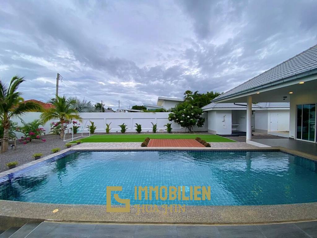 Mountain View 3 Bed 4 Bath Pool Villa For Sale in Paknampran