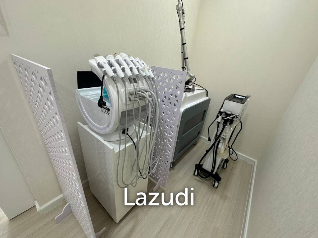 For Take Over Clinic in Prime Central Mall Location with Over 19 Rooms