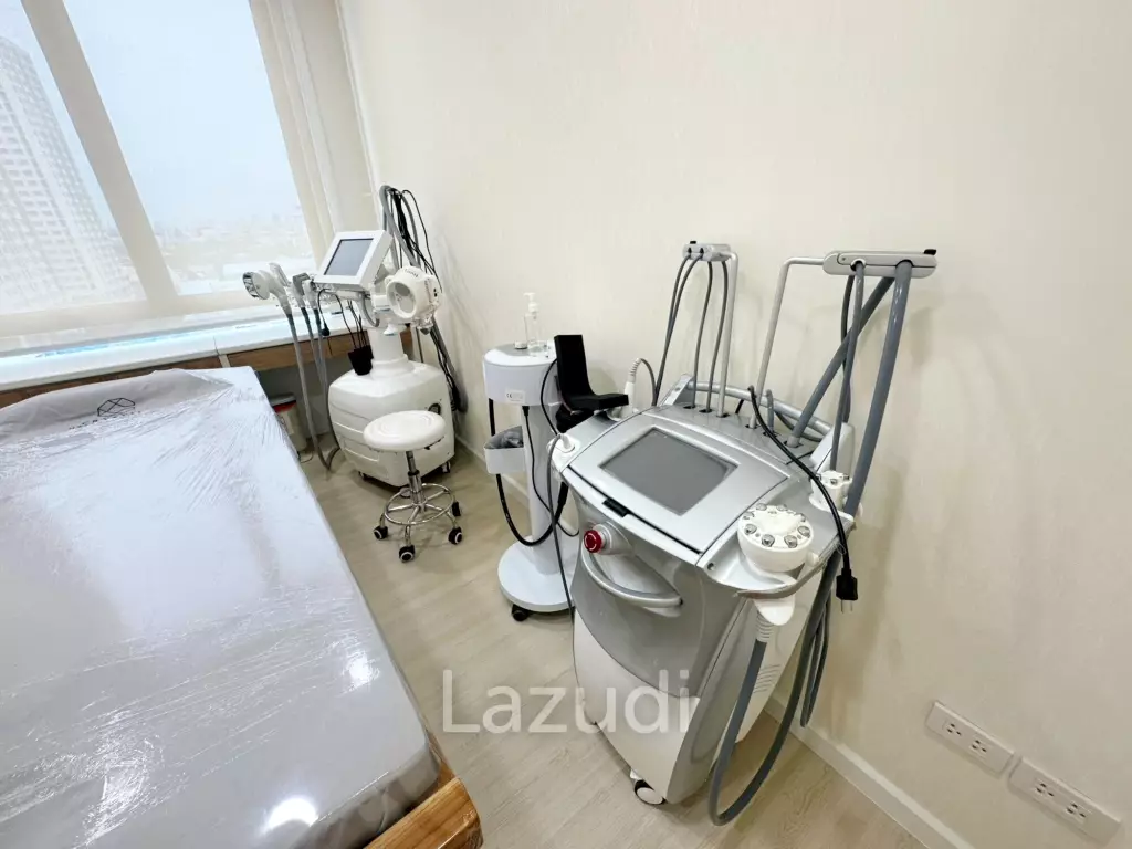 For Take Over Clinic in Prime Central Mall Location with Over 19 Rooms