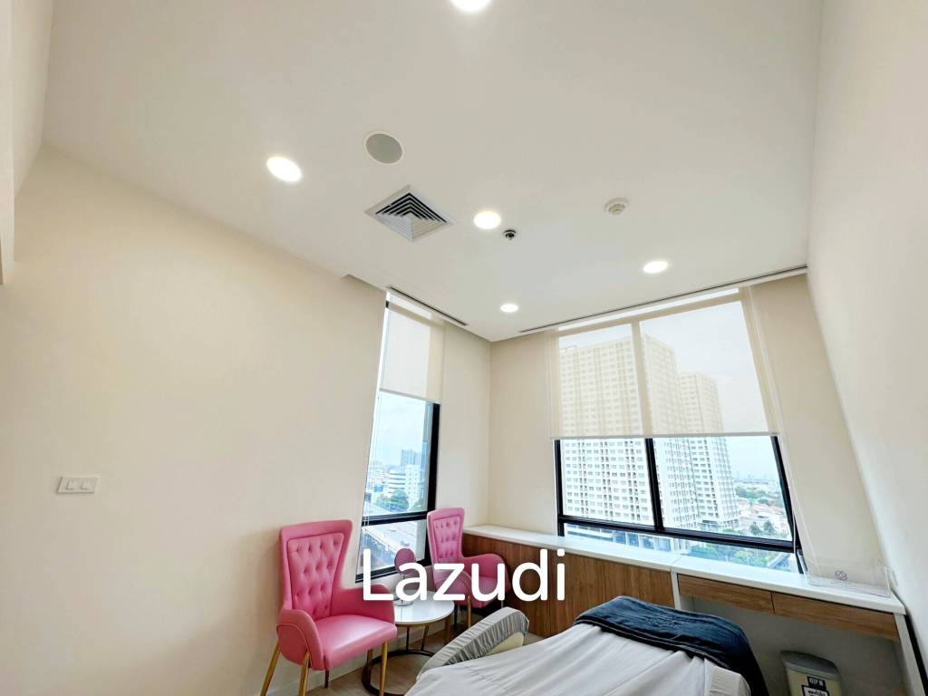 For Take Over Clinic in Prime Central Mall Location with Over 19 Rooms