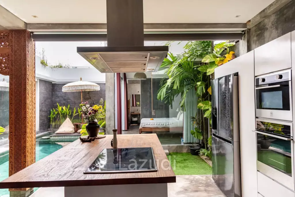 Amazing 3 Bedroom Leasehold Villa in Seminyak