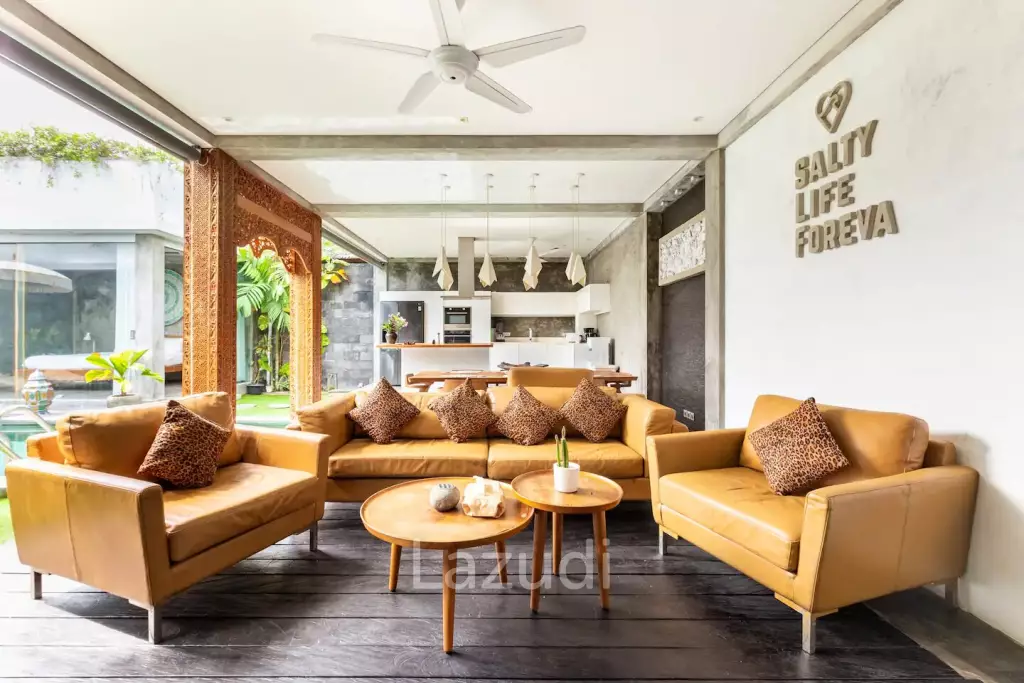 Amazing 3 Bedroom Leasehold Villa in Seminyak