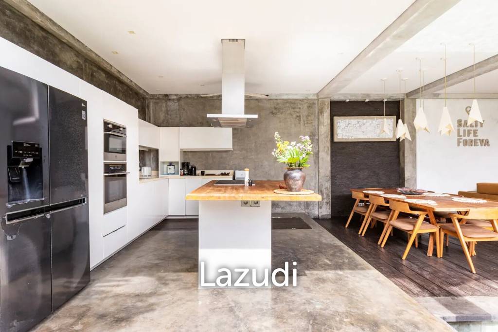 Amazing 3 Bedroom Leasehold Villa in Seminyak