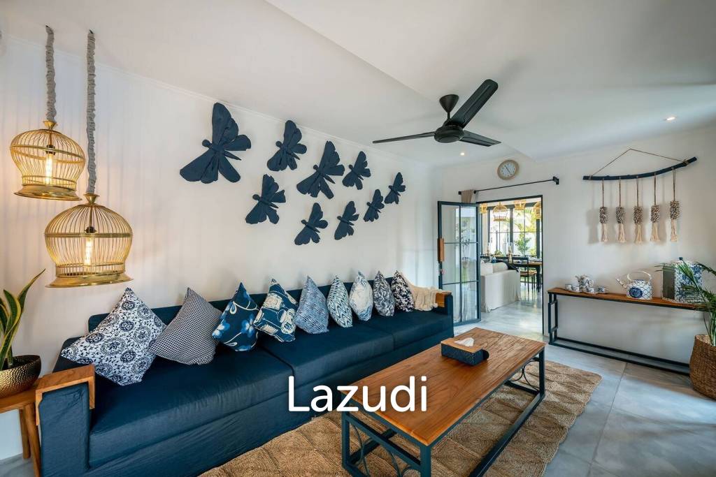 Beachside 5 Bedroom Leasehold Villa in Beautiful Petitenget