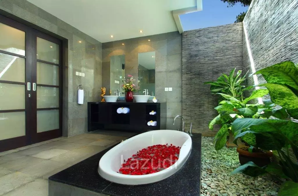 Great Freehold Villa In Seminyak