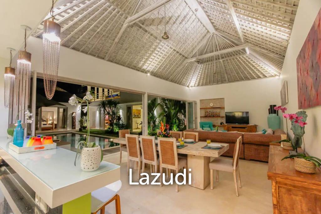 Stunning 4 Bedroom Leasehold Villa in Vibrant Seminyak
