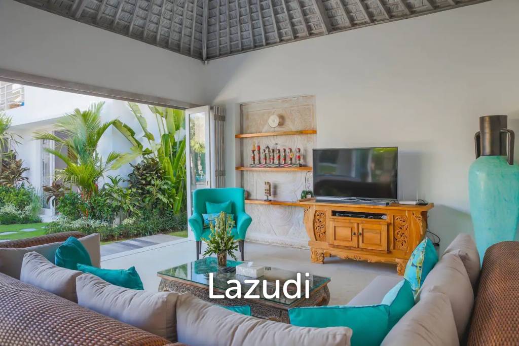 Stunning 4 Bedroom Leasehold Villa in Vibrant Seminyak