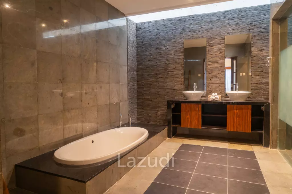 80 Year Stunning Leasehold Villa in Seminyak