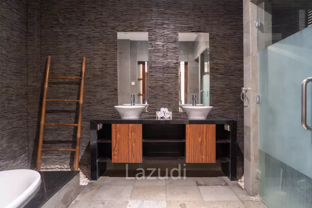 80 Year Stunning Leasehold Villa in Seminyak
