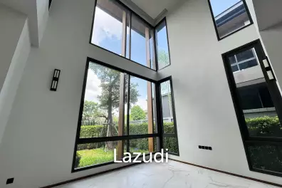 5 Bed 6 Bath 551 SQ.M Siraninn Residences