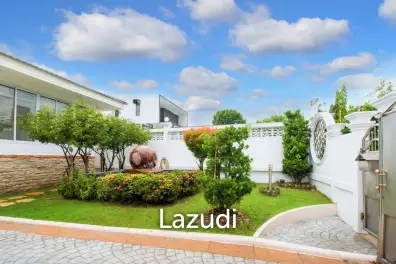 5 Bed 500 SQ.M Luxury Residence near Rama 9