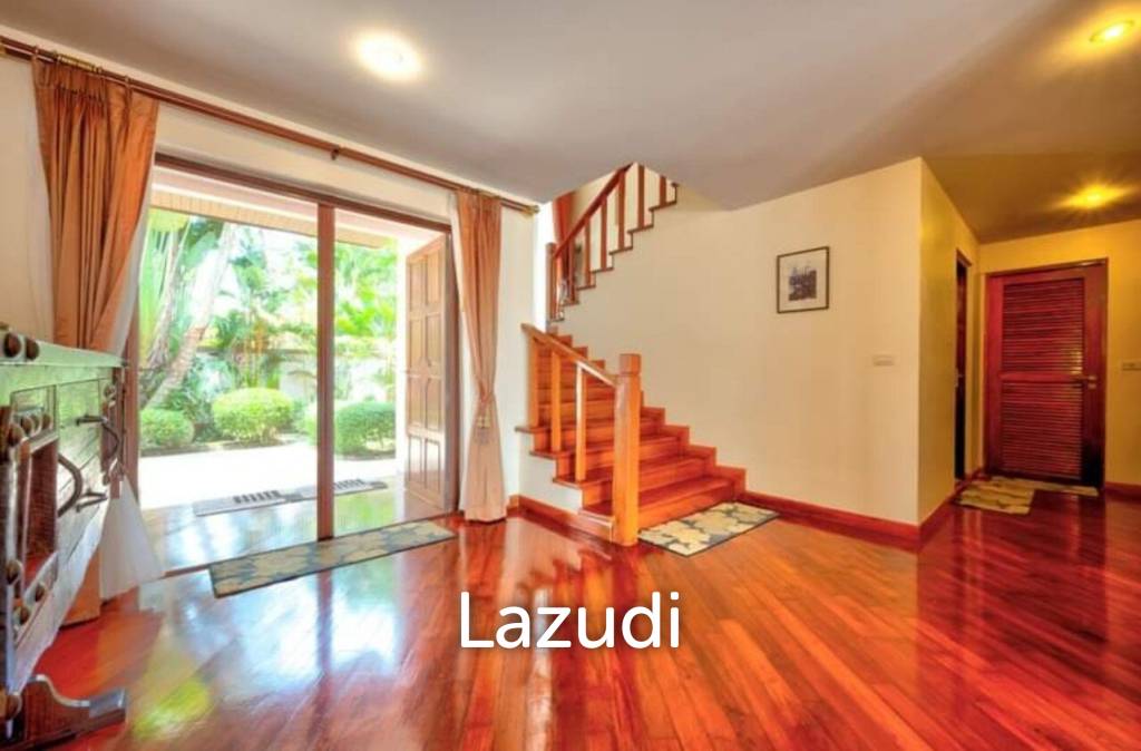 5 Bed 4 Bath 350 SQ.M in Phoenix Gold Golf Club