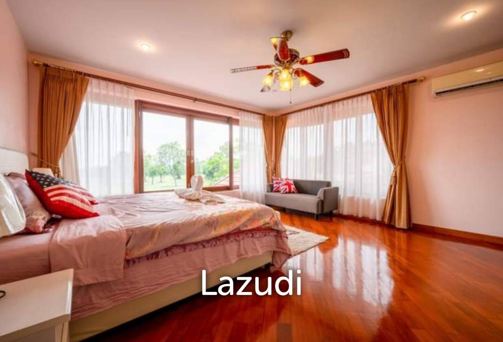 5 Bed 4 Bath 350 SQ.M in Phoenix Gold Golf Club