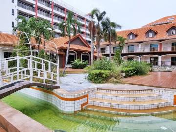 11 Beds 14 Baths 1,500 SQ.M Village&Restaurant