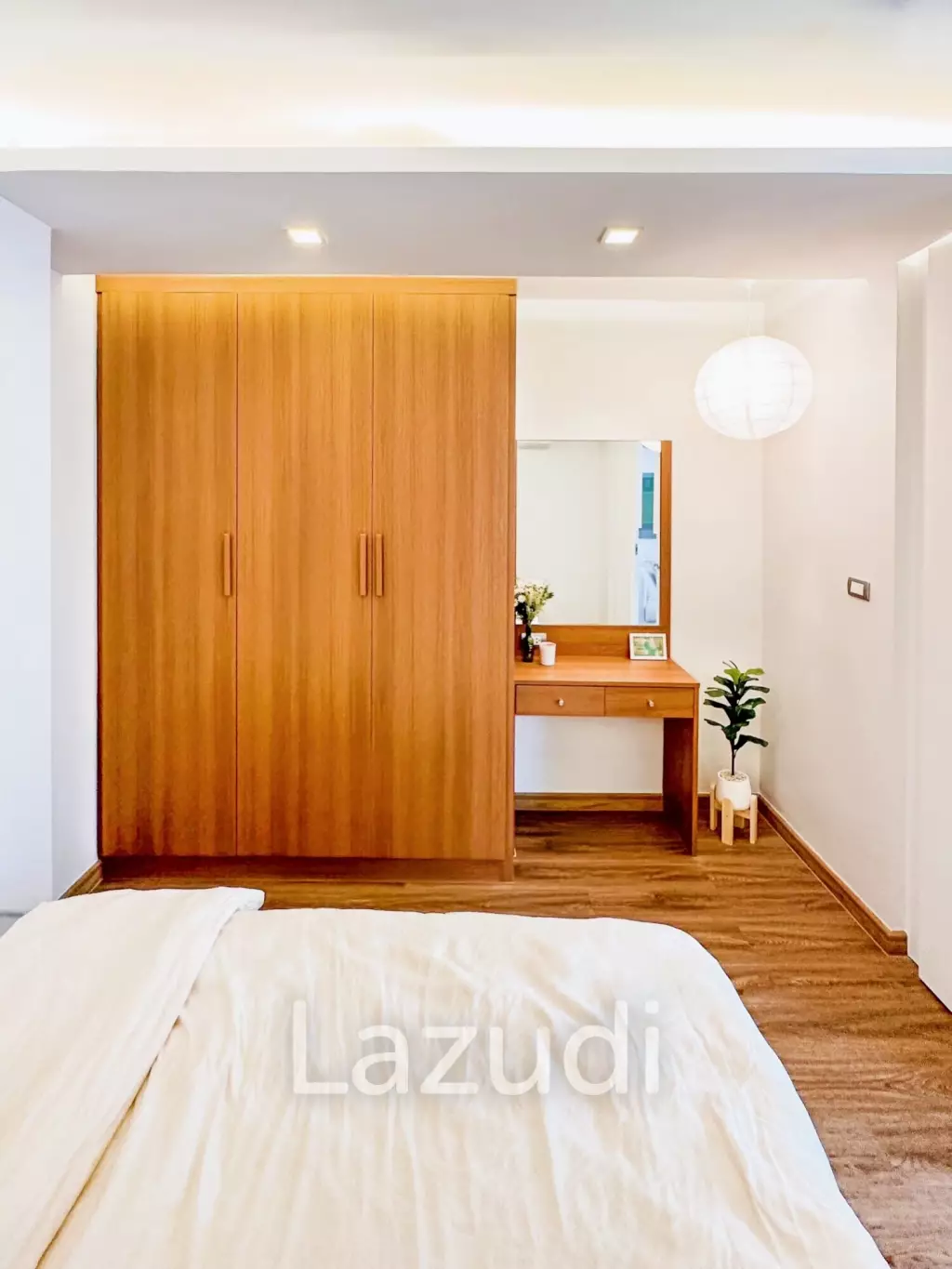 1 Bed 1 Bath 45 SQ.M Tree Condo Sukhumvit 42
