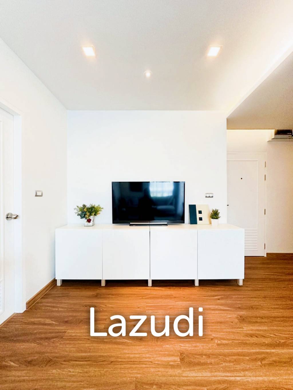1 Bed 1 Bath 45 SQ.M Tree Condo Sukhumvit 42