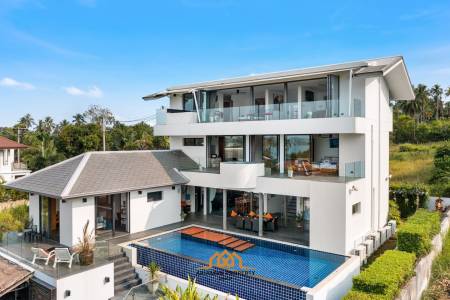 Incredible 7-Bedroom Luxury Villa in Bang Rak