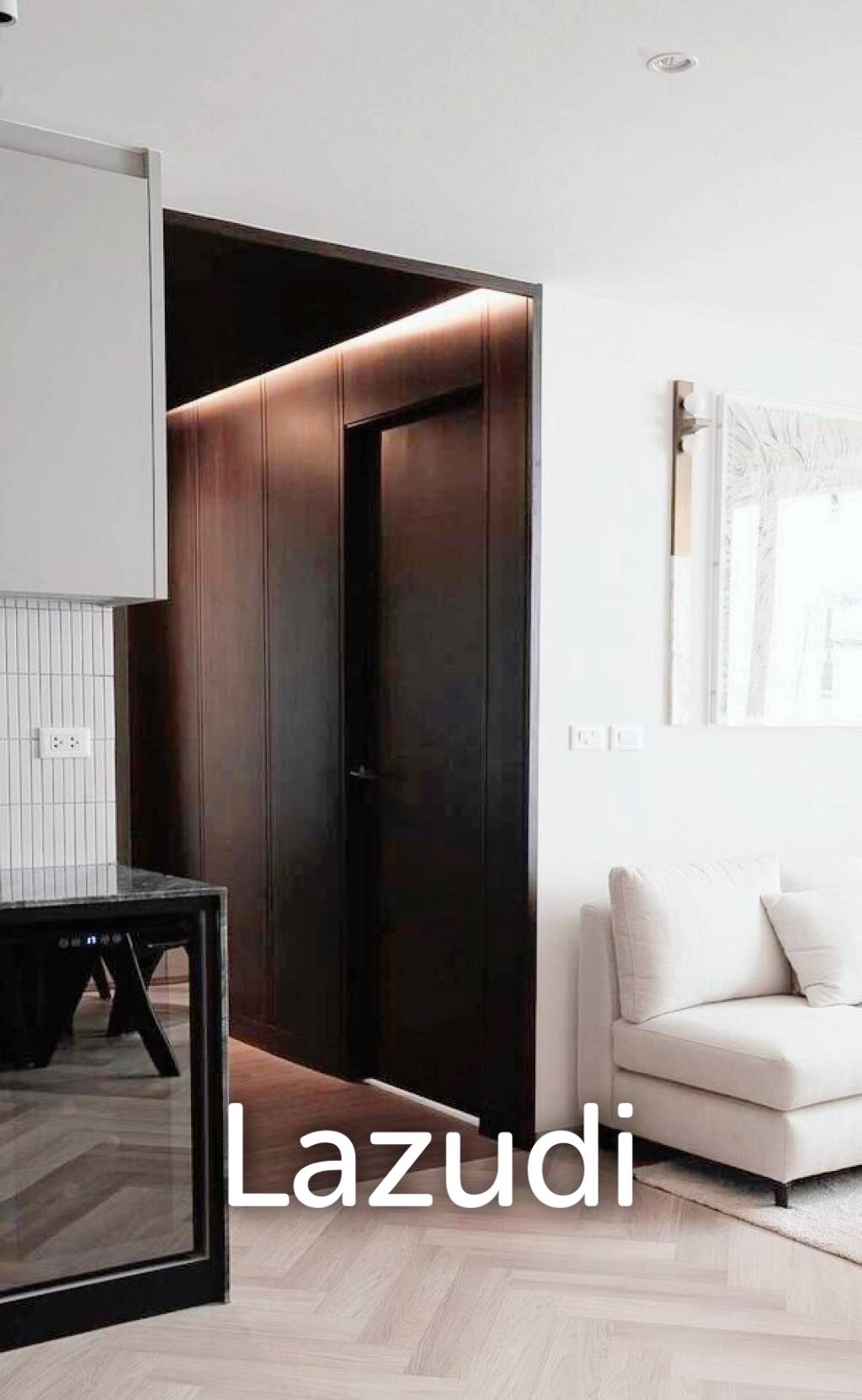 2 Bed 2 Bath 74 SQ.M The Address Pathumwan