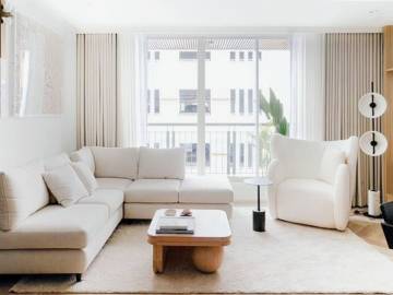 2 Bed 2 Bath 74 SQ.M The Address Pathumwan