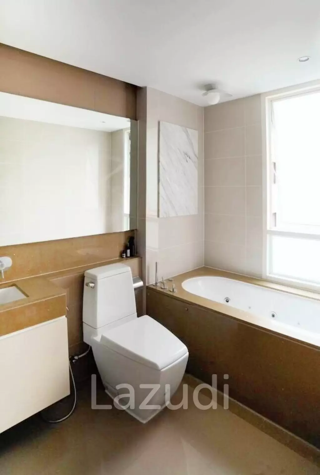 2 Bed 2 Bath 74 SQ.M The Address Pathumwan