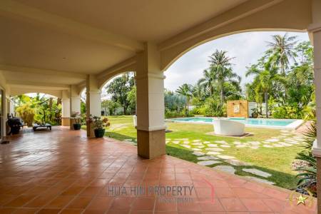 Luxury Estate 4 Bedroom Pool Villa Hua Hin