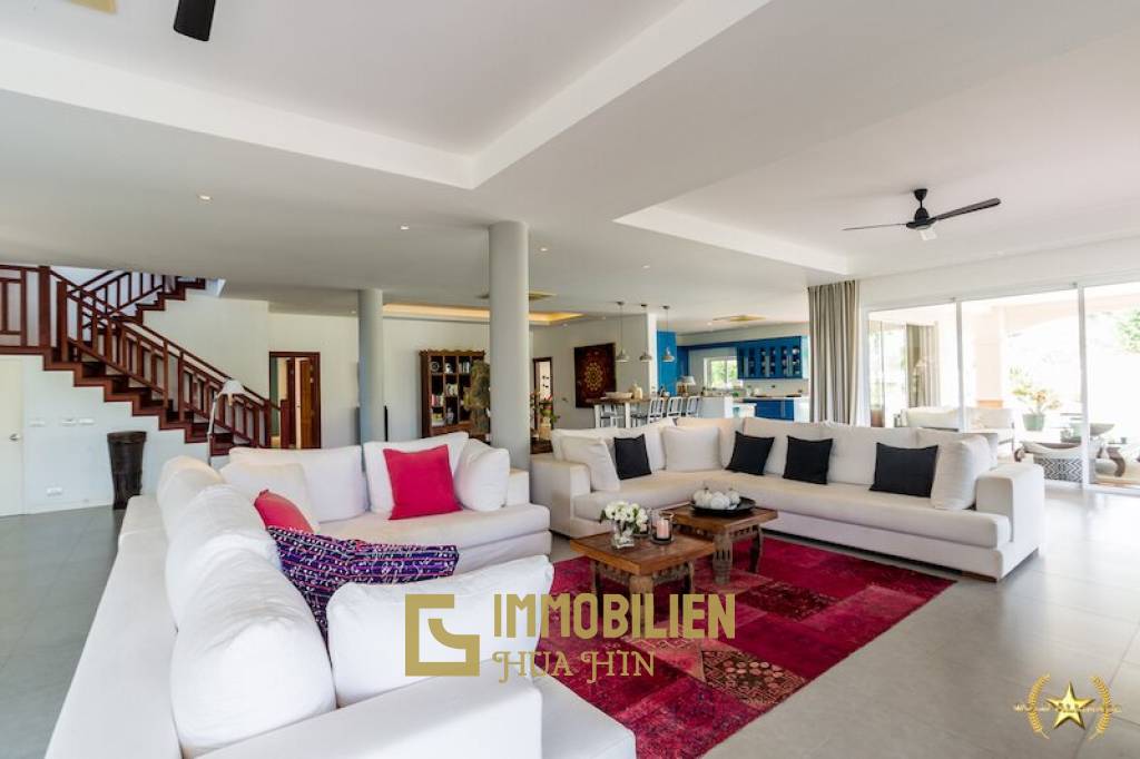 4,200 qm 4 Bett Haus Für Verkauf