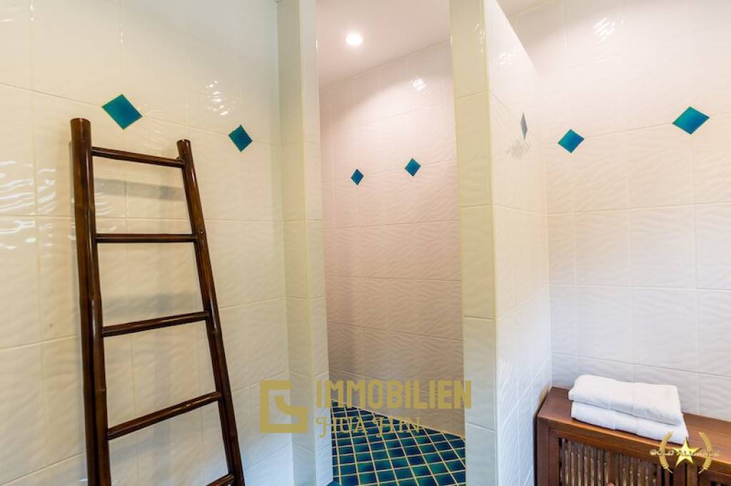 4,200 qm 4 Bett Haus Für Verkauf