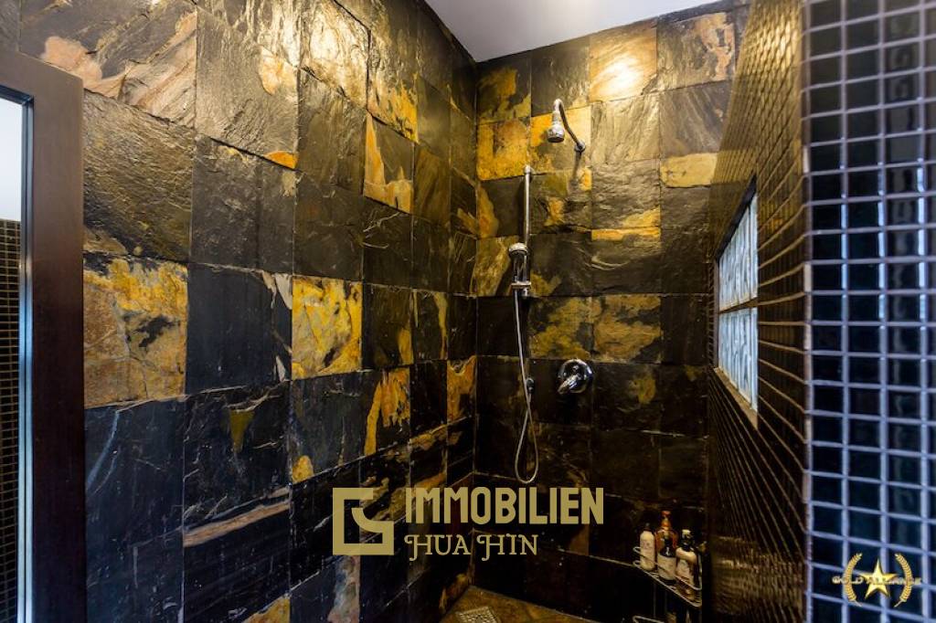 4,200 qm 4 Bett Haus Für Verkauf