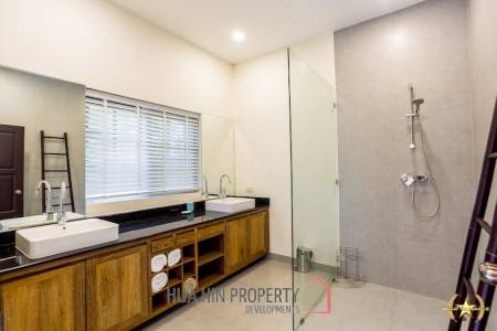 Luxury Estate 4 Bedroom Pool Villa Hua Hin