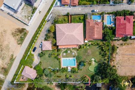 Luxury Estate 4 Bedroom Pool Villa Hua Hin