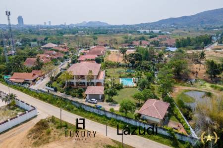 Luxury Estate 4 Bedroom Pool Villa Hua Hin