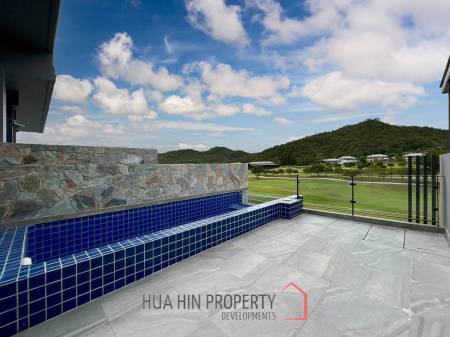 Black Mountain : 4 Story 3 Bedroom Townhouse